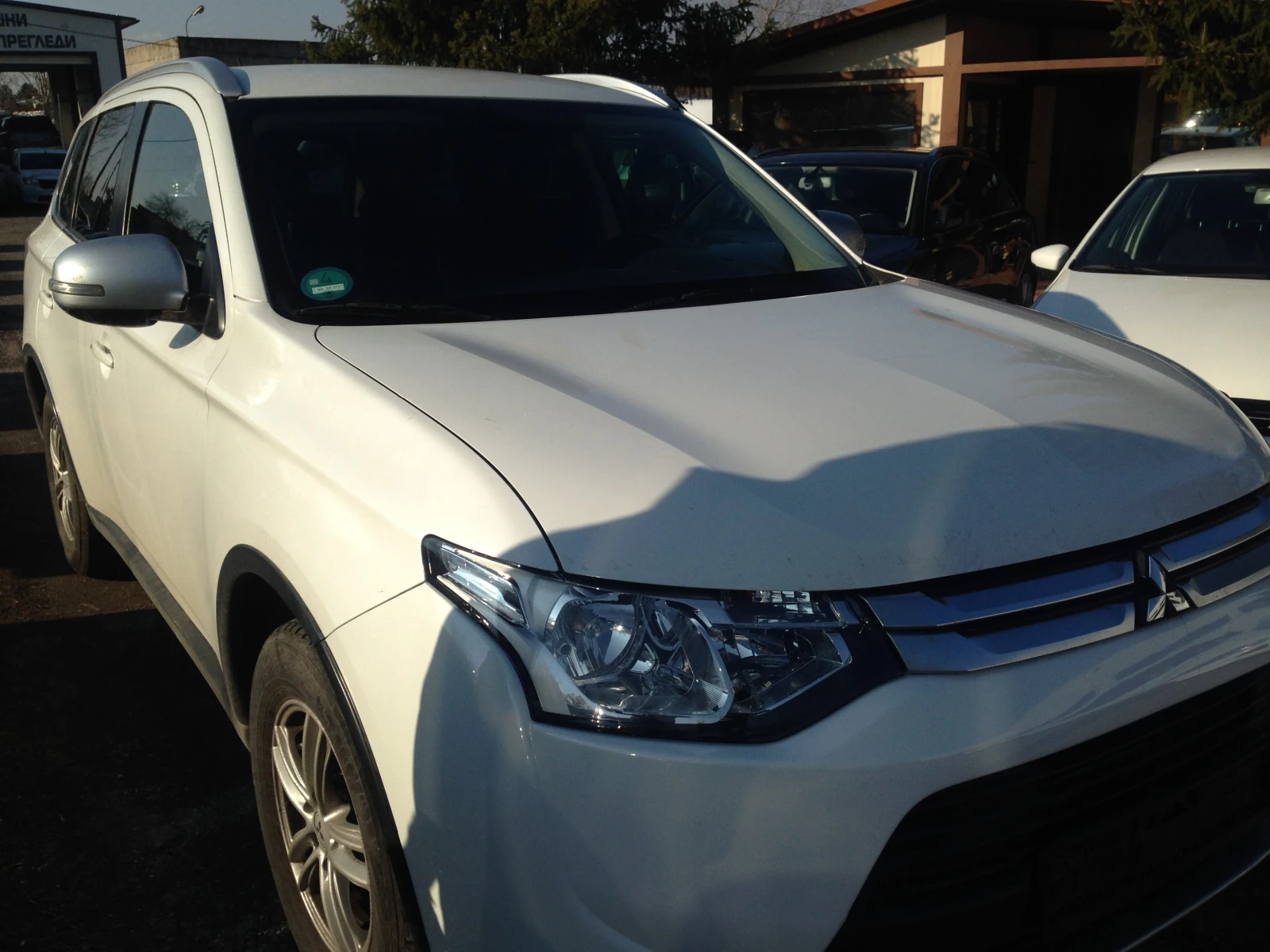 Mitsubishi Outlander 4x4/SUV, снимка 3 - Автомобили и джипове - 53769517