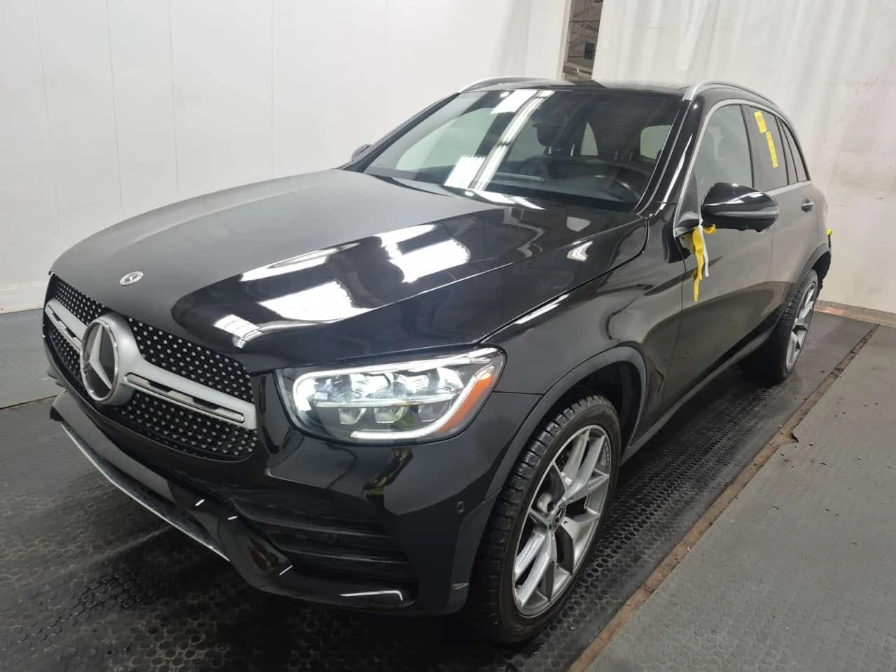 Mercedes-Benz GLC * 300 * ПАНОРАМА * ПОДГРЕВ * ДВА КЛЮЧА