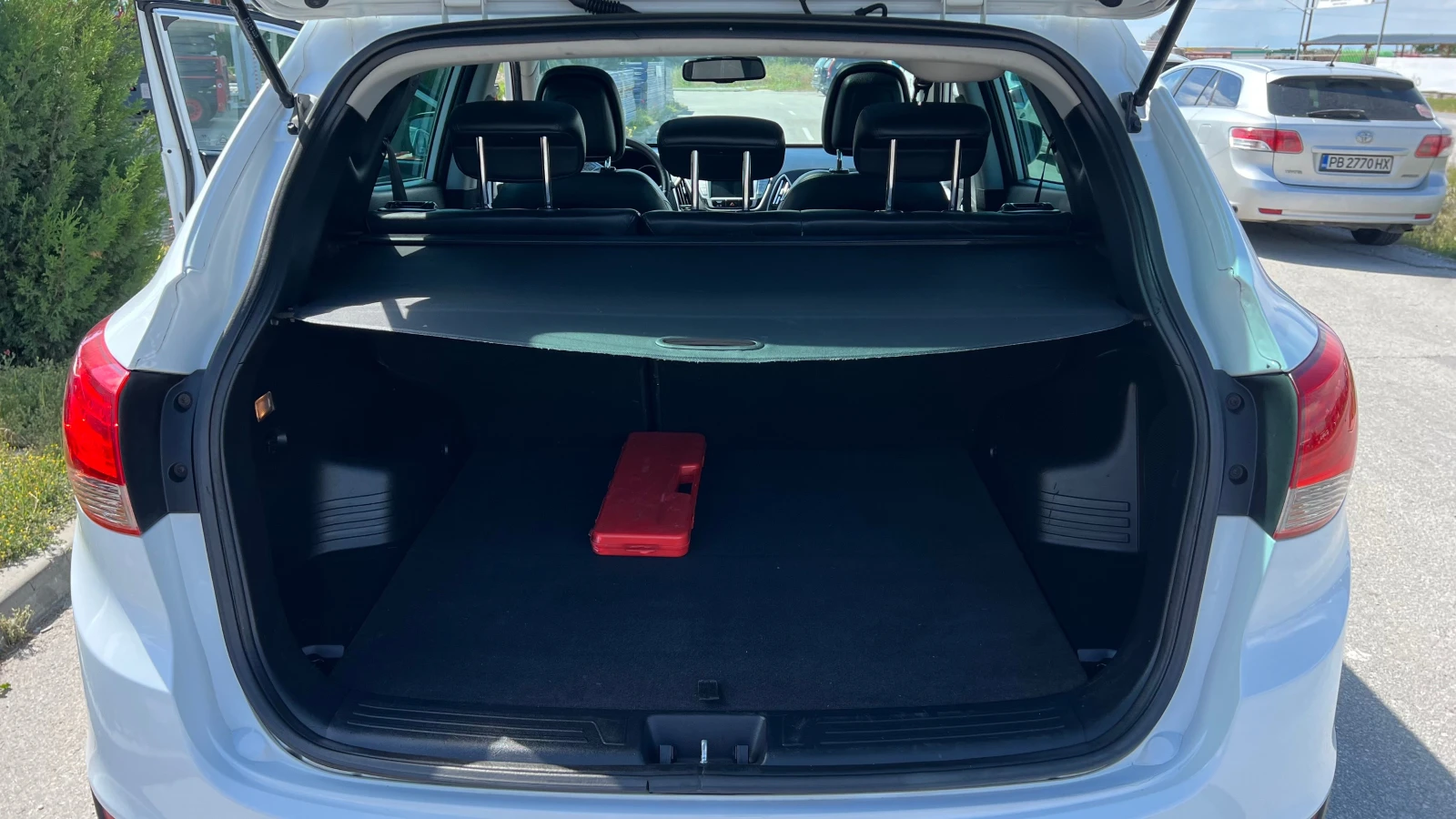 Hyundai IX35 2.0CRDI 136к.с., снимка 11 - Автомобили и джипове - 54571849