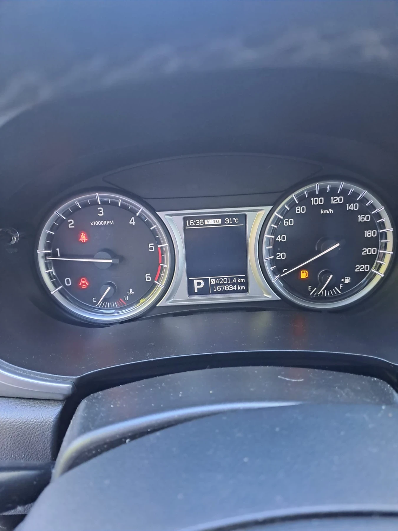 Suzuki Vitara Италия, снимка 9 - Автомобили и джипове - 54691224