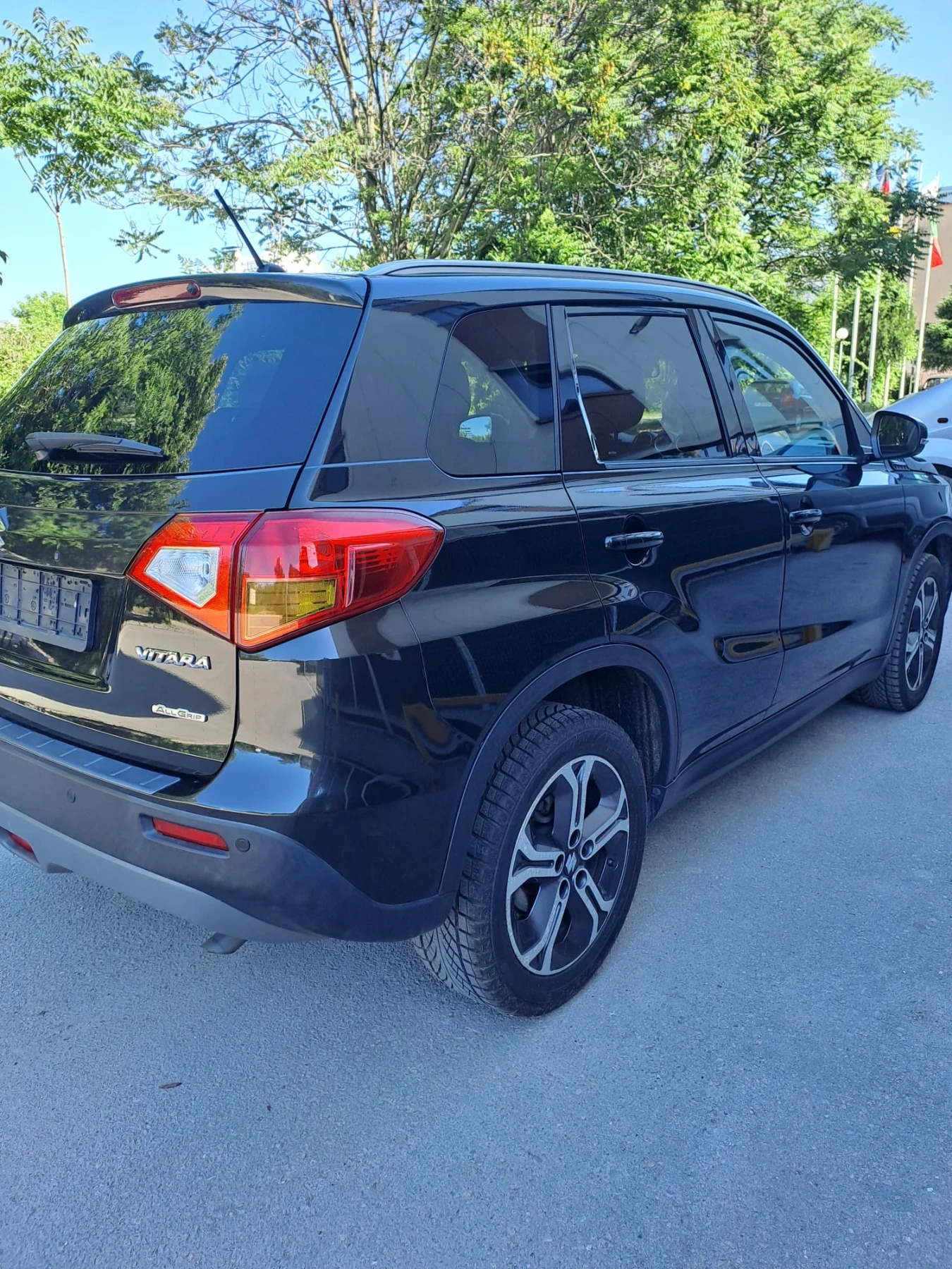 Suzuki Vitara Италия, снимка 5 - Автомобили и джипове - 54691224