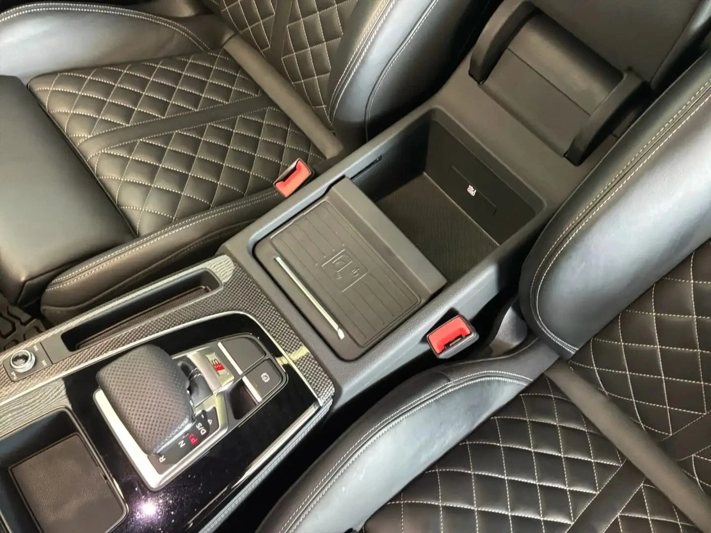 Audi SQ5 TECHNIK ЦЕНА ДО БЪЛГАРИЯ АВТОКРЕДИТ, снимка 11 - Автомобили и джипове - 55464898