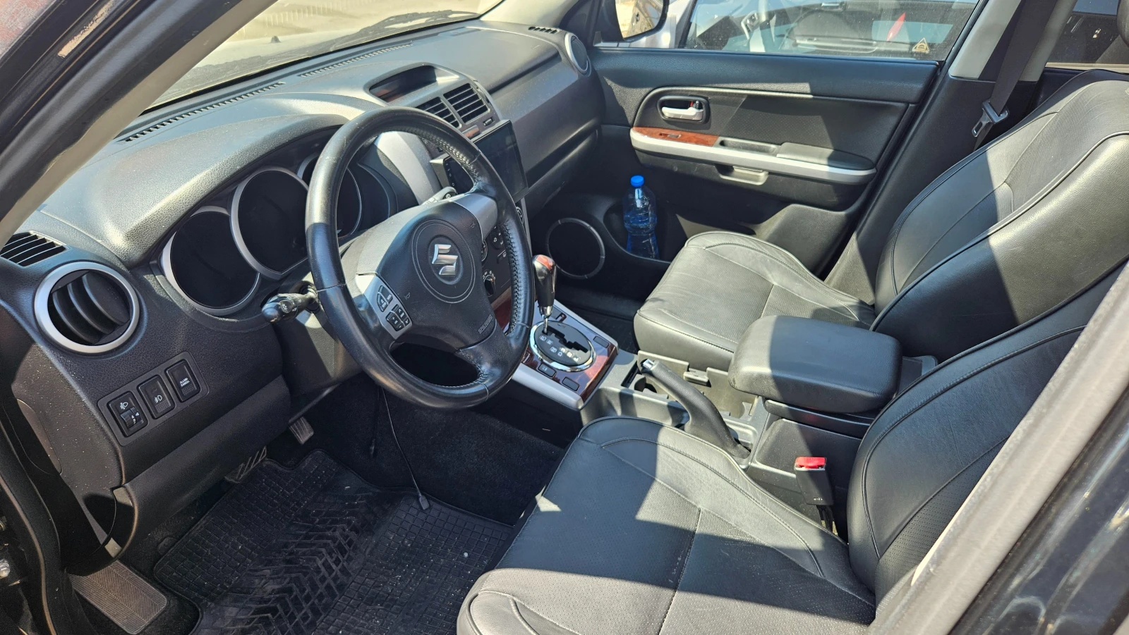 Suzuki Grand vitara, снимка 10 - Автомобили и джипове - 55644525
