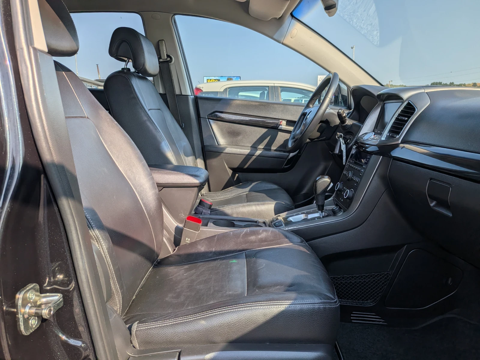 Chevrolet Captiva 2.2d 4x4 7mesta Ful, снимка 10 - Автомобили и джипове - 56047335