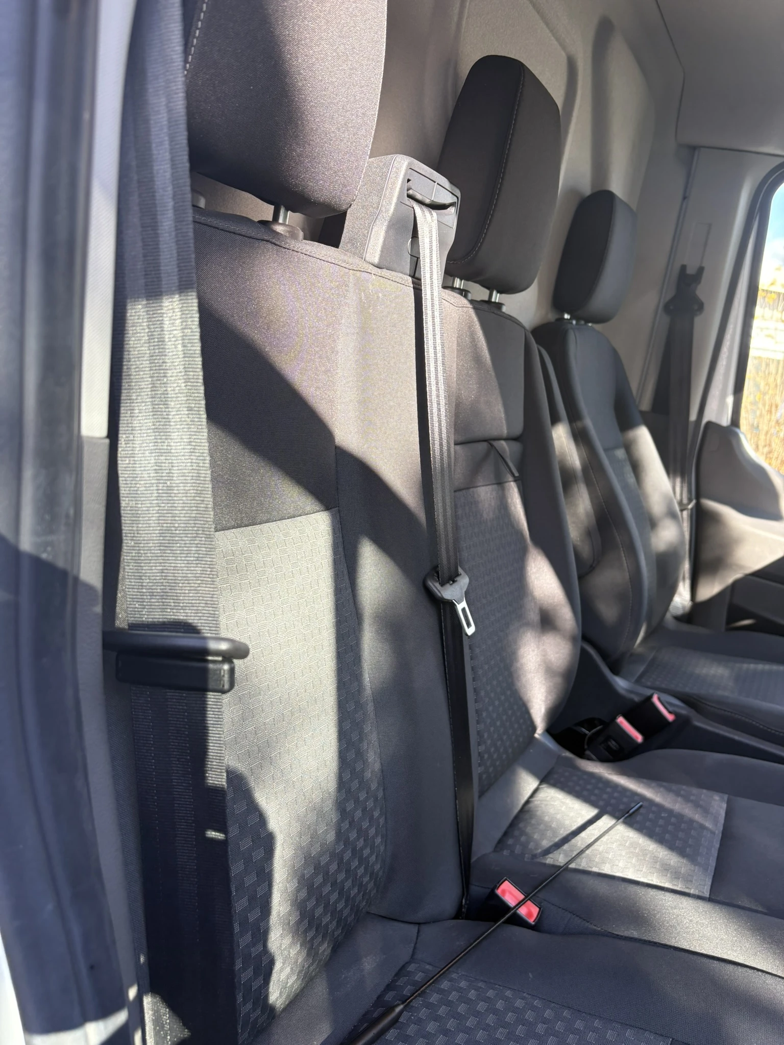 Ford Transit e-Transit 350 L2H2 - изображение 7