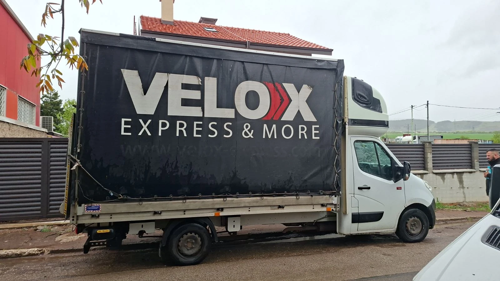 Renault Master, снимка 2 - Бусове и автобуси - 54367343