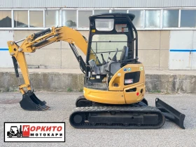 Багер Cat 030Esr / Перфектен / Оригинална боя, снимка 2