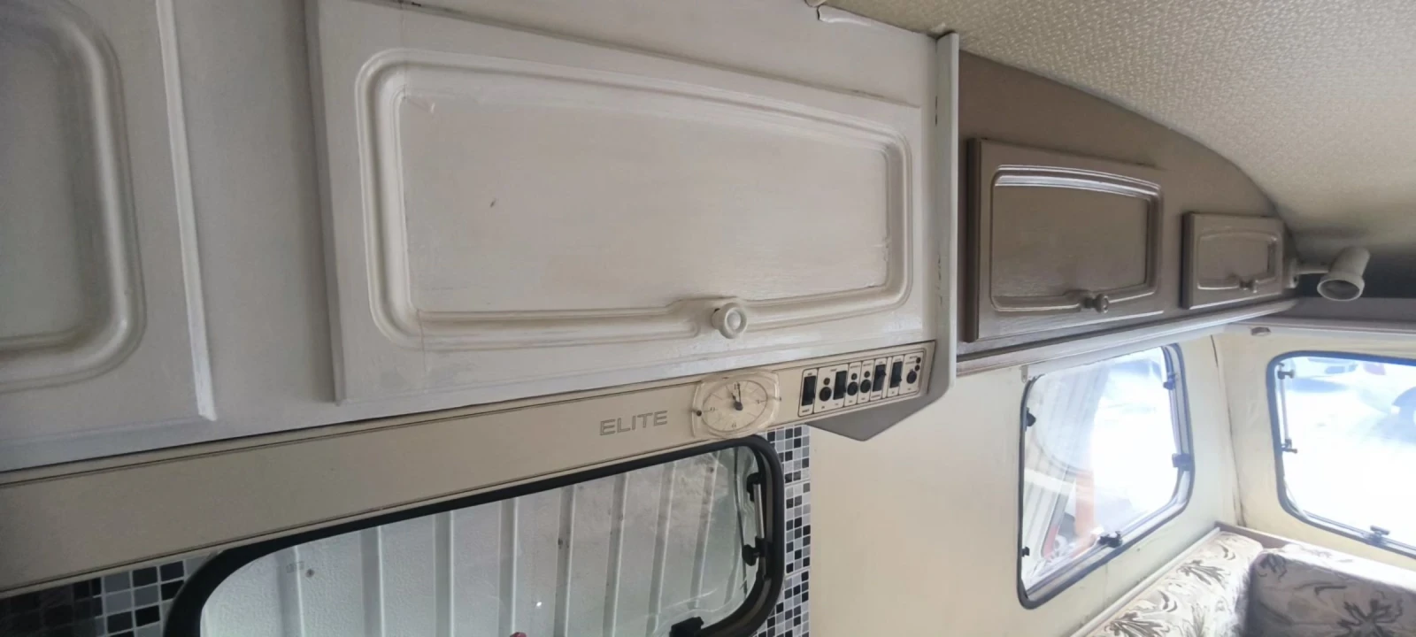 Каравана EVM ELITE, снимка 12 - Каравани и кемпери - 54206861