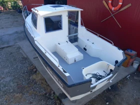   C.N.A. Clear Liner 600 Pilothouse | Mobile.bg    10