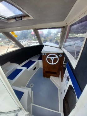   C.N.A. Clear Liner 600 Pilothouse | Mobile.bg    7