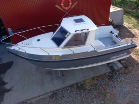       C.N.A. Clear Liner 600 Pilothouse