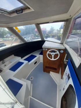   C.N.A. Clear Liner 600 Pilothouse | Mobile.bg    5