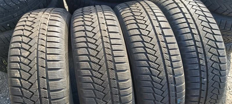 Гуми Зимни 215/65R17, снимка 1 - Гуми и джанти - 30918493