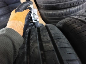 Гуми Летни 225/40R18, снимка 4 - Гуми и джанти - 42796911