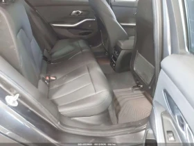 BMW 330 xDrive M SPORT | CARFAX | АВТОКРЕДИТ, снимка 13