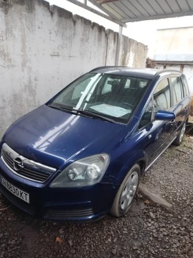     Opel Zafira 2.2I 