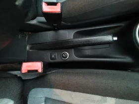 Skoda Fabia 1.4-86кс Климатик, снимка 16