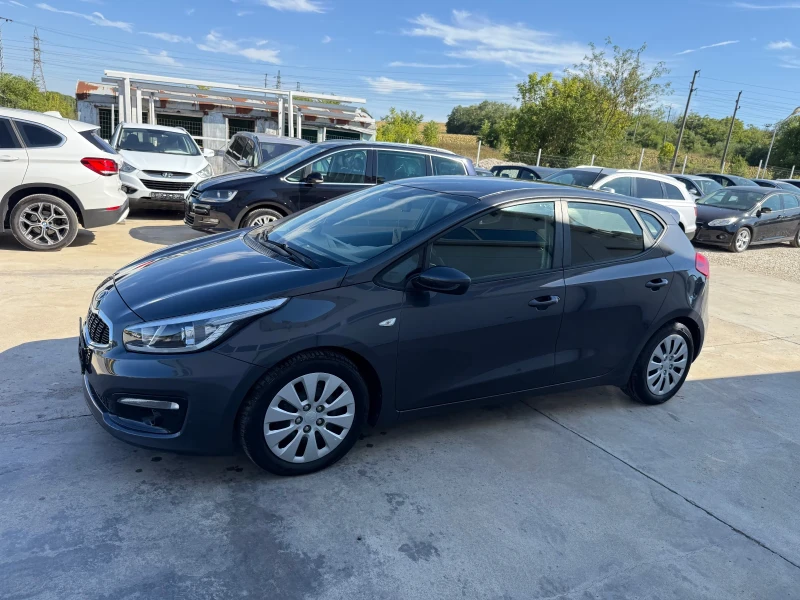 Kia Ceed 1.6crdi 110k * 150000km* NOVA* , снимка 4 - Автомобили и джипове - 41378073