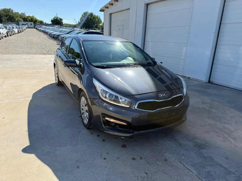 Kia Ceed 1.6crdi 110k * 150000km* NOVA* , снимка 11 - Автомобили и джипове - 41378073