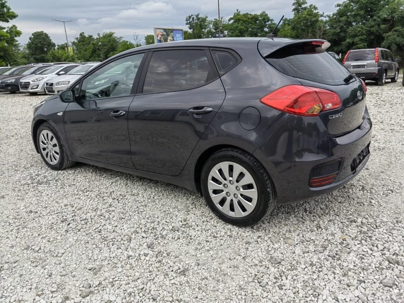 Kia Ceed 1, 6crdi 110k * 150000km* NOVA* , снимка 4 - Автомобили и джипове - 41378073