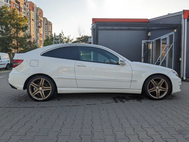 Mercedes-Benz CLC 180 Sport edition, снимка 8 - Автомобили и джипове - 43384550