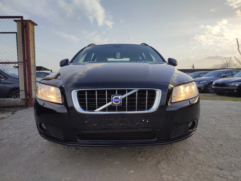 Volvo V70 2.5 T full, снимка 8 - Автомобили и джипове - 45094864