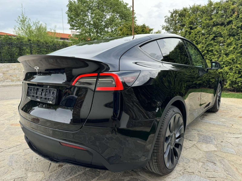 Tesla Model Y Dual Motor Performance, снимка 4 - Автомобили и джипове - 45637199