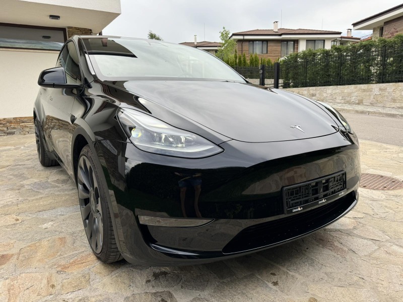 Tesla Model Y Dual Motor Performance, снимка 3 - Автомобили и джипове - 45637199