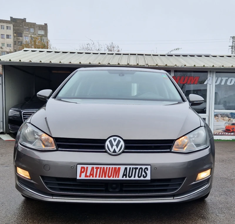 VW Golf 1.6D/DISTRONIK/PODGREV/MAXX FULL, снимка 2 - Автомобили и джипове - 47959871