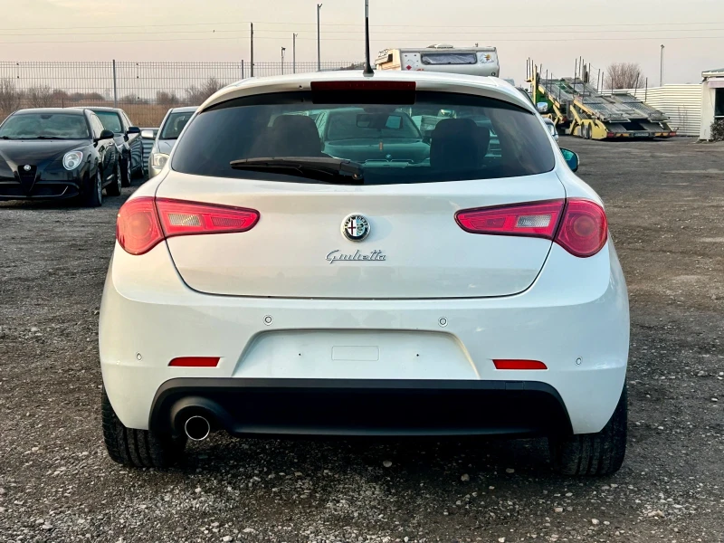 Alfa Romeo Giulietta QV* EURO5b* Led* Face, снимка 4 - Автомобили и джипове - 48501140