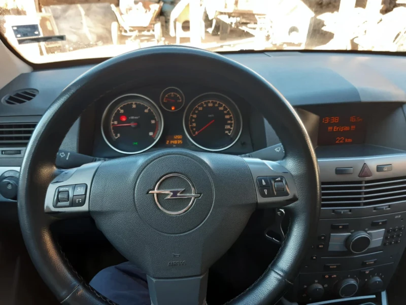 Opel Astra, снимка 2 - Автомобили и джипове - 48672689