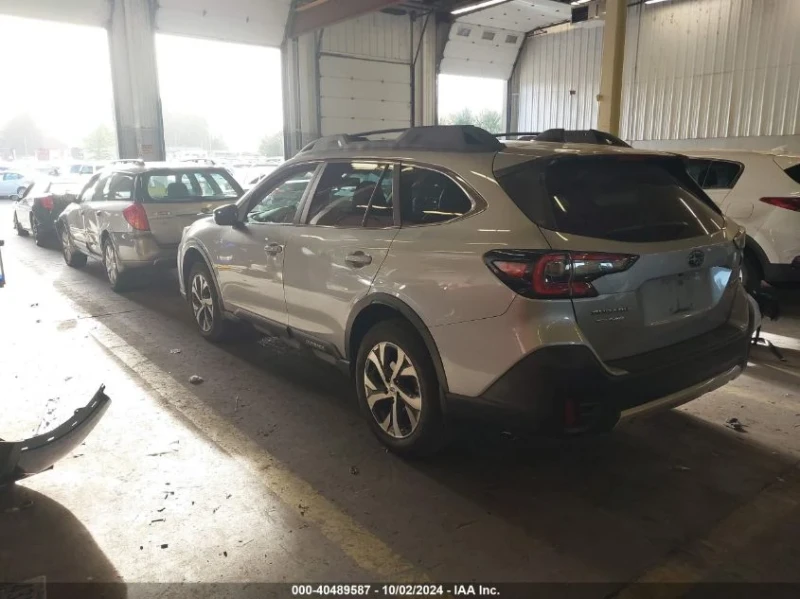 Subaru Outback, снимка 5 - Автомобили и джипове - 48792591