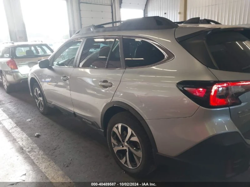 Subaru Outback, снимка 8 - Автомобили и джипове - 48792591