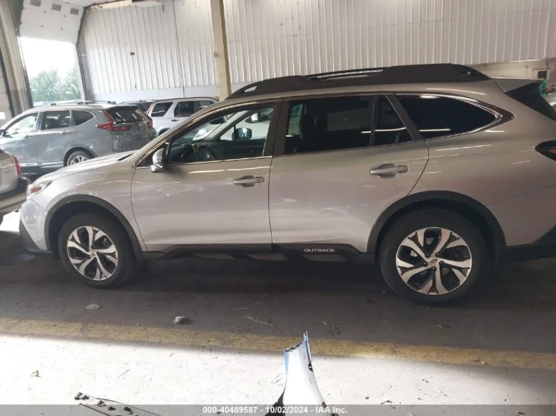 Subaru Outback, снимка 11 - Автомобили и джипове - 48792591