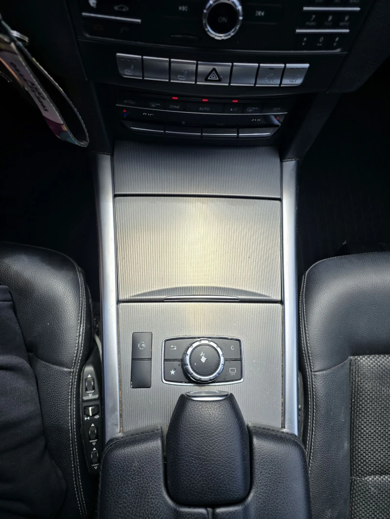 Mercedes-Benz E 300 AVANGARDE/HYBRID/SPORT, снимка 14 - Автомобили и джипове - 50324704