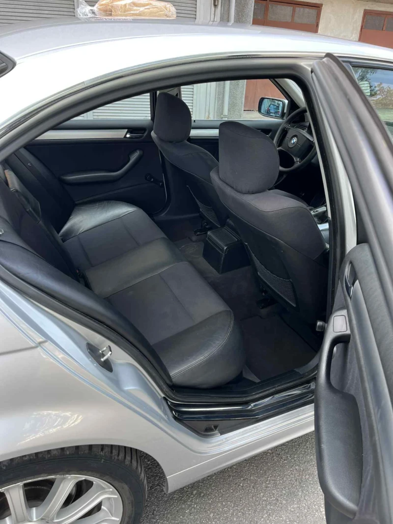 BMW 320, снимка 10 - Автомобили и джипове - 52275113