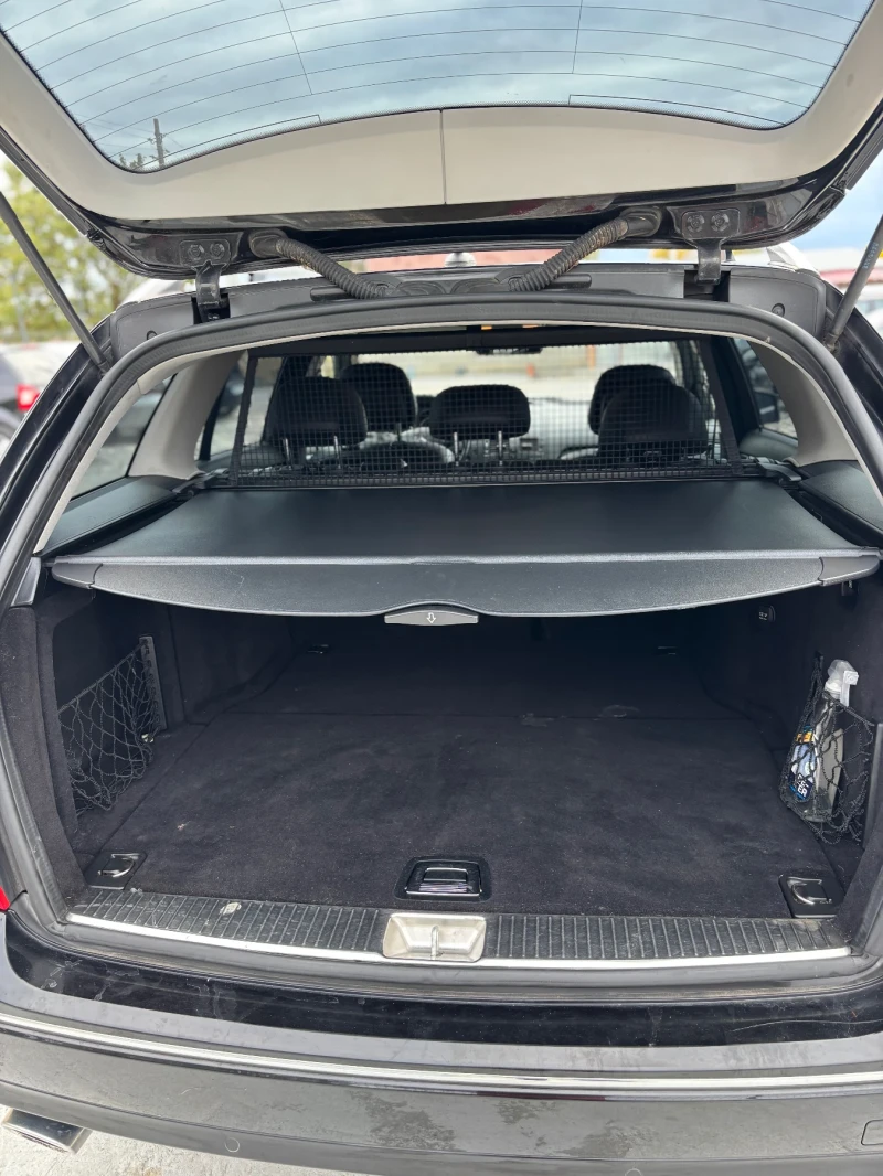 Mercedes-Benz 220, снимка 14 - Автомобили и джипове - 52306111