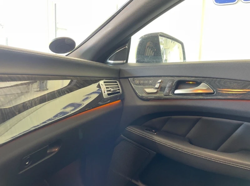 Mercedes-Benz CLS 350 3.0 Facelift BlueTEC AMG Line Shooting Brake, снимка 11 - Автомобили и джипове - 52196126