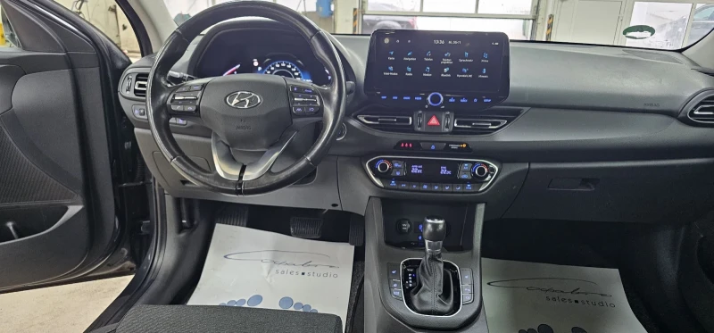 Hyundai I30 1.6 crdi avtomat Navi Kamera Germany , снимка 15 - Автомобили и джипове - 52304408