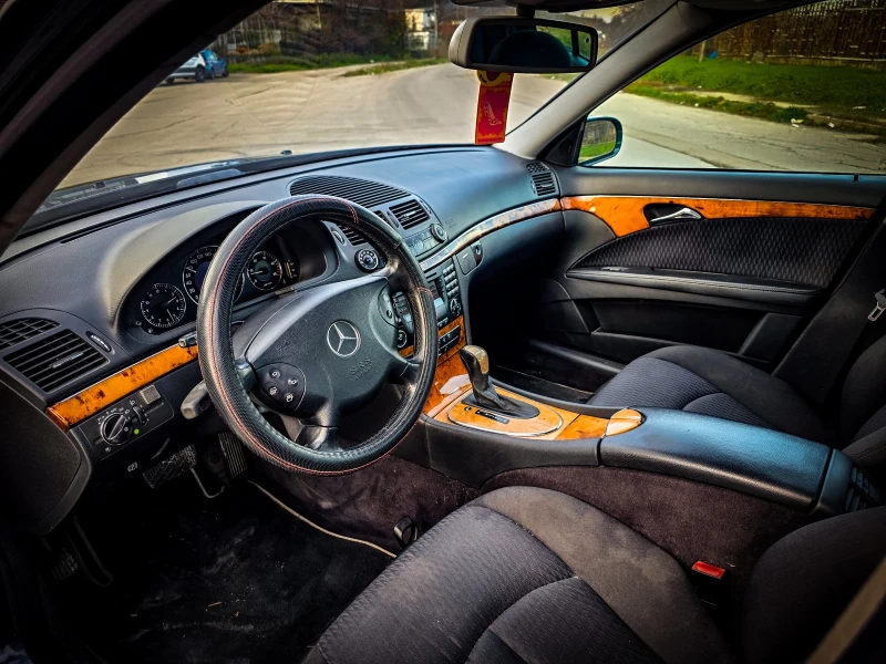 Mercedes-Benz E 220 CDI= ELEGANCE= , снимка 6 - Автомобили и джипове - 52665062