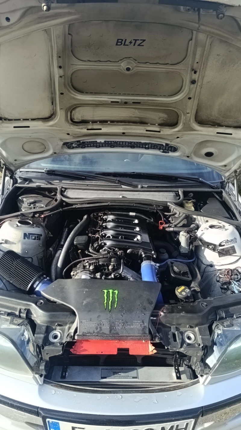 BMW 330, снимка 9 - Автомобили и джипове - 52670949