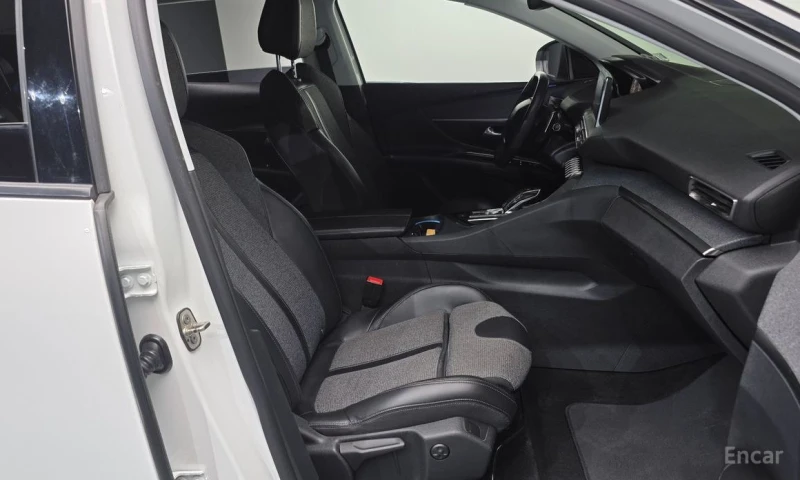 Peugeot 3008, снимка 11 - Автомобили и джипове - 53226203