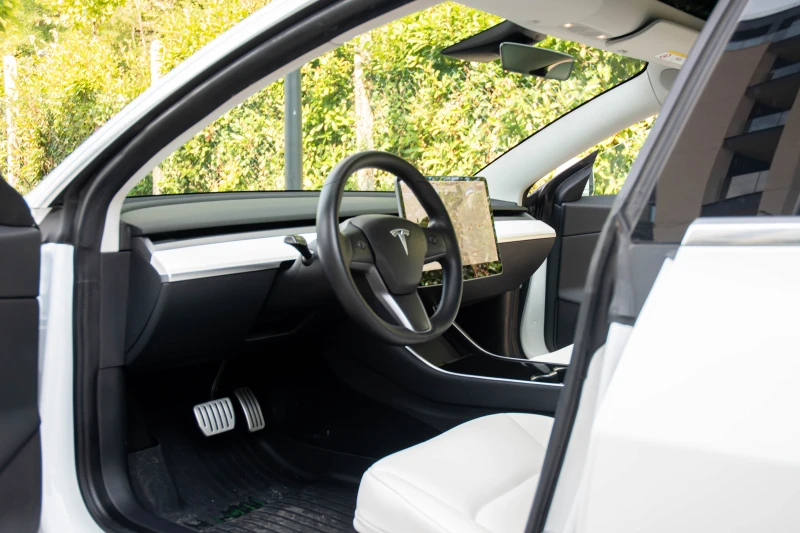 Tesla Model 3 Performance, снимка 10 - Автомобили и джипове - 53382946