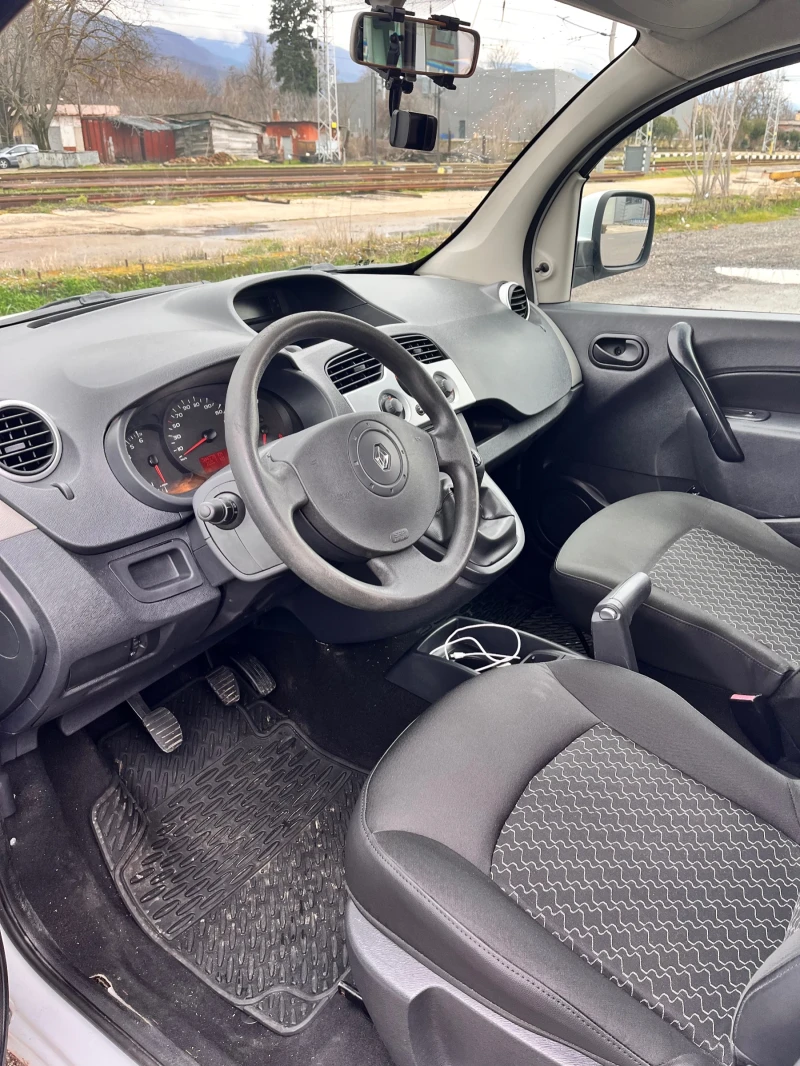 Renault Kangoo, снимка 9 - Автомобили и джипове - 53572097