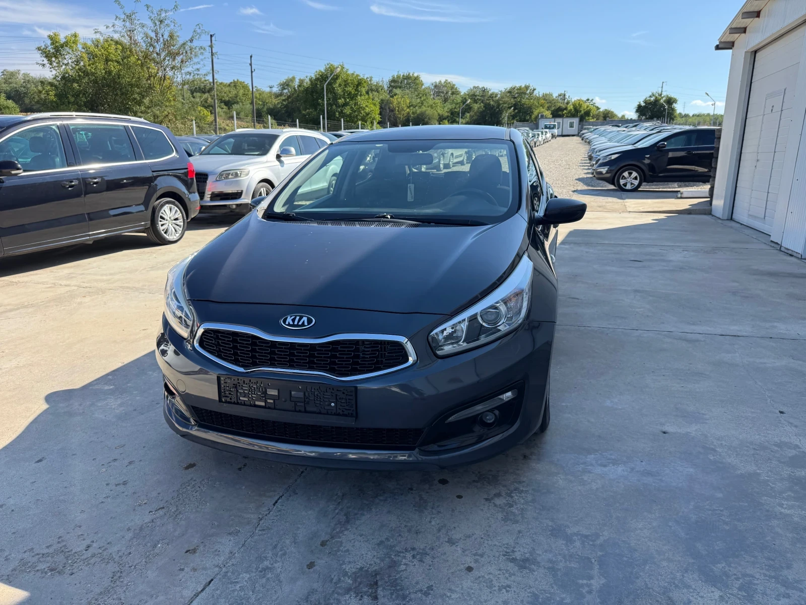 Kia Ceed 1.6crdi 110k * 150000km* NOVA* , снимка 1