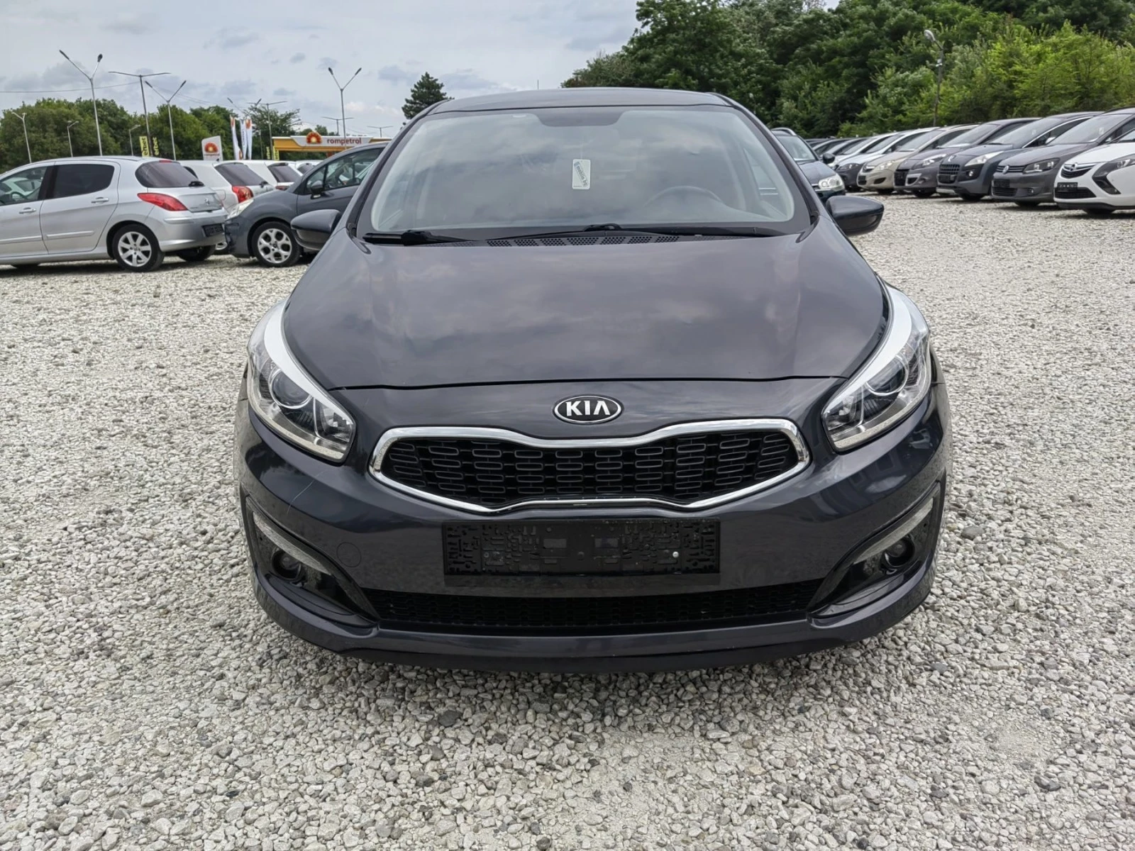 Kia Ceed 1,6crdi 110k *150000km*NOVA* - изображение 10