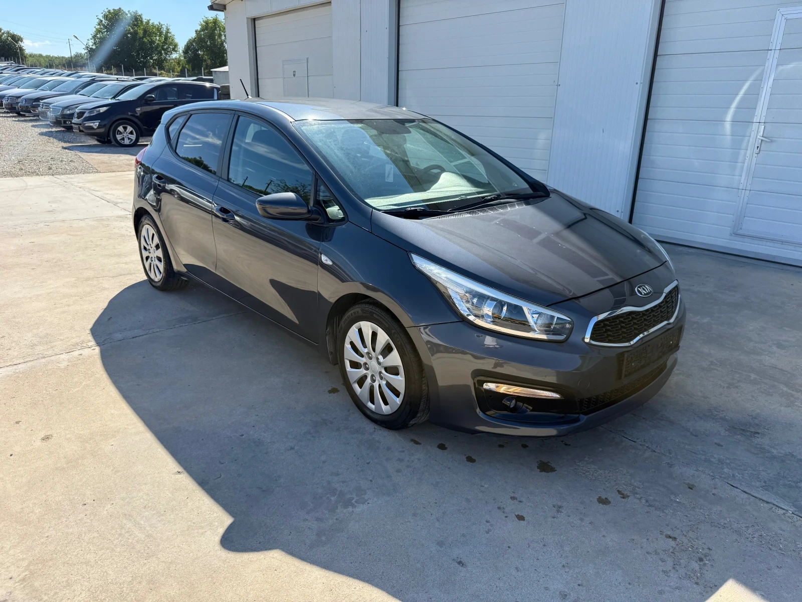 Kia Ceed 1.6crdi 110k * 150000km* NOVA*  | Mobile.bg   12