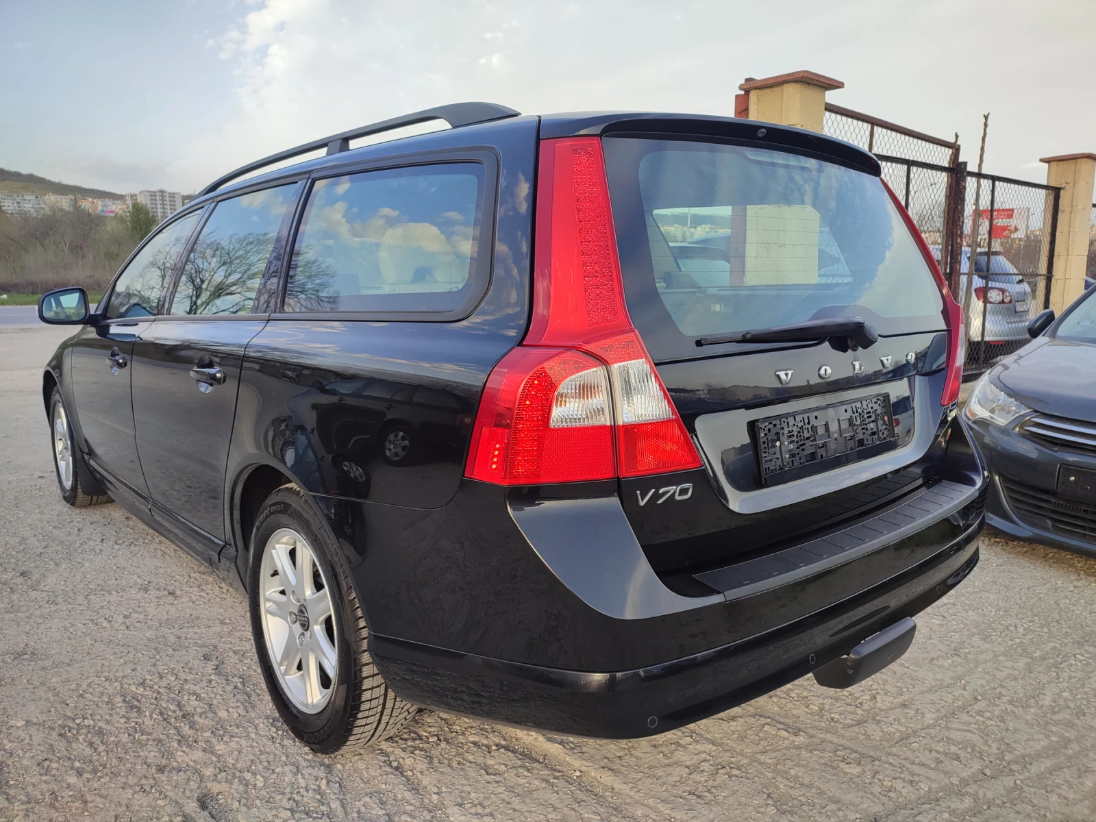 Volvo V70 2.5 T full - изображение 4