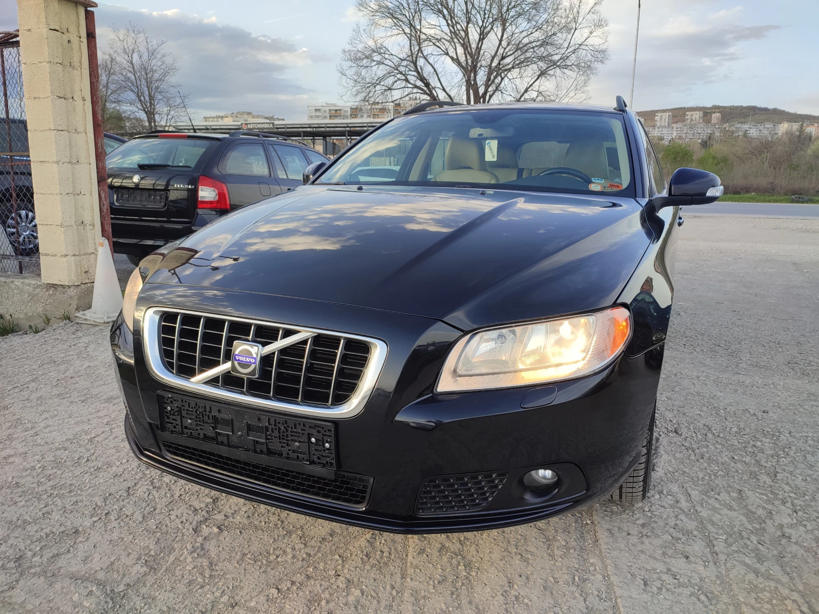 Volvo V70 2.5 T full - изображение 6