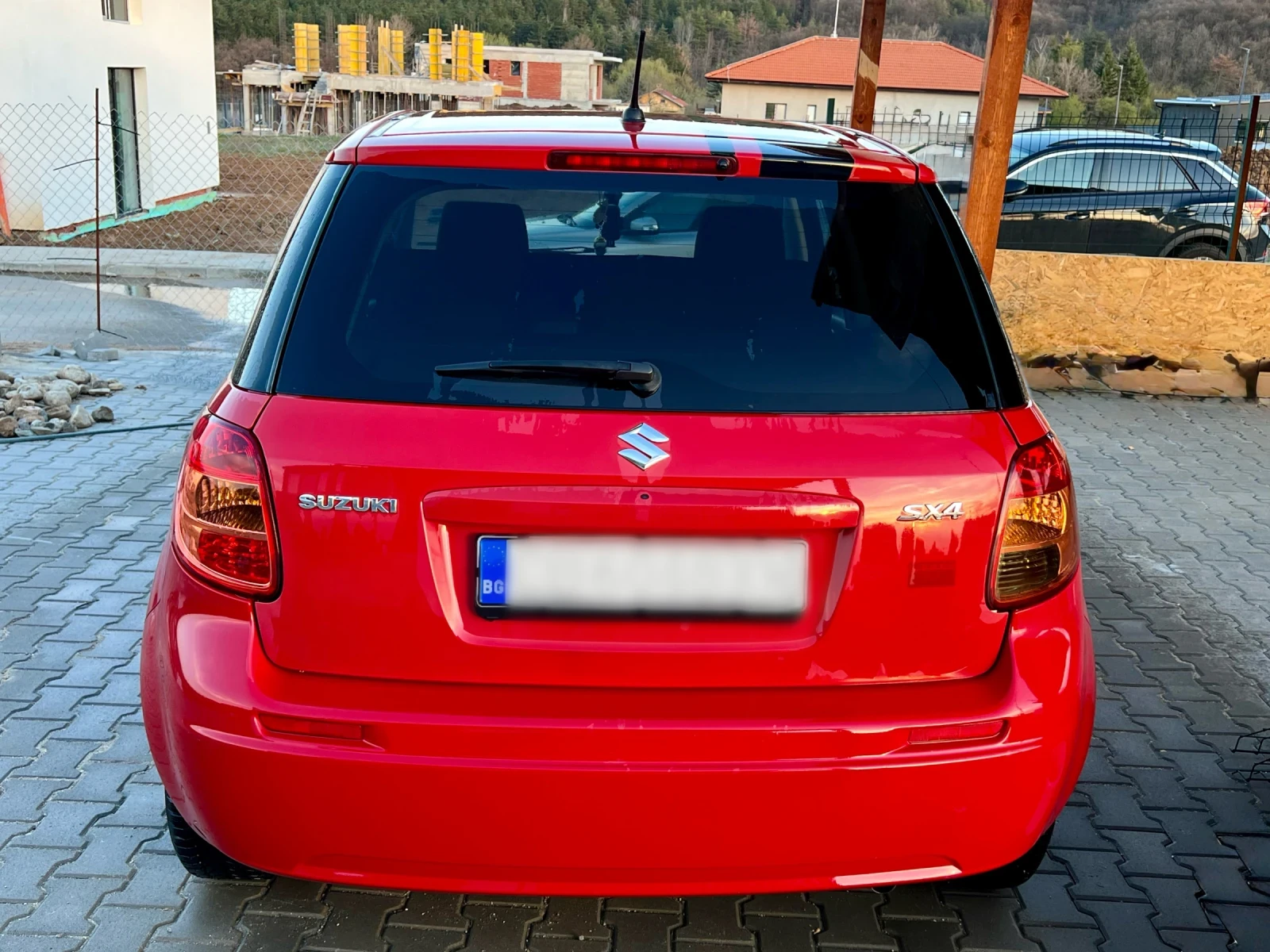 Suzuki SX4  - изображение 2